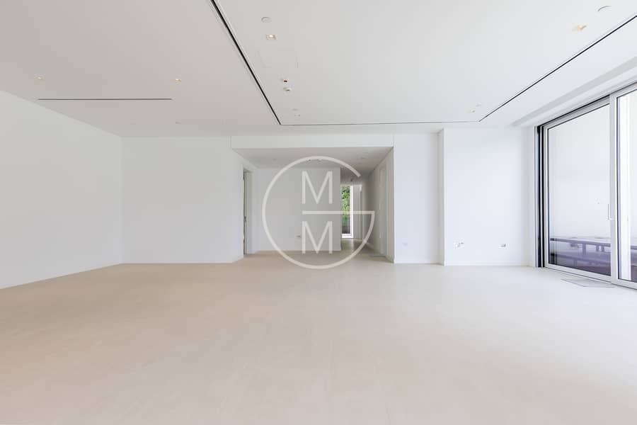 Exclusive | 3 Bedroom | Private Garden - Image 6