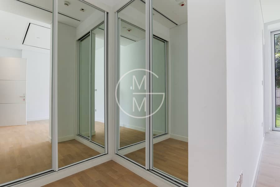 Exclusive | 3 Bedroom | Private Garden - Image 8