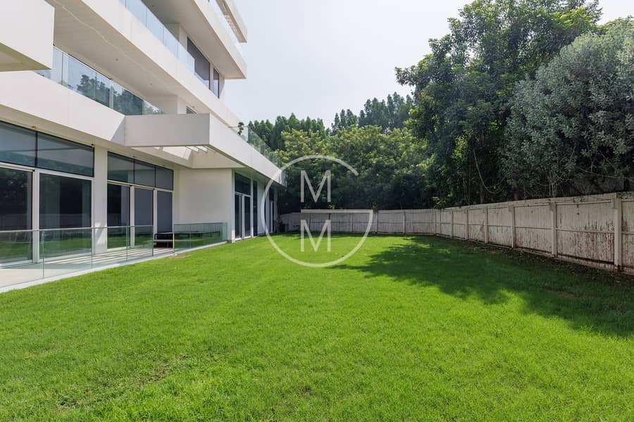 Exclusive | 3 Bedroom | Private Garden - Image 16