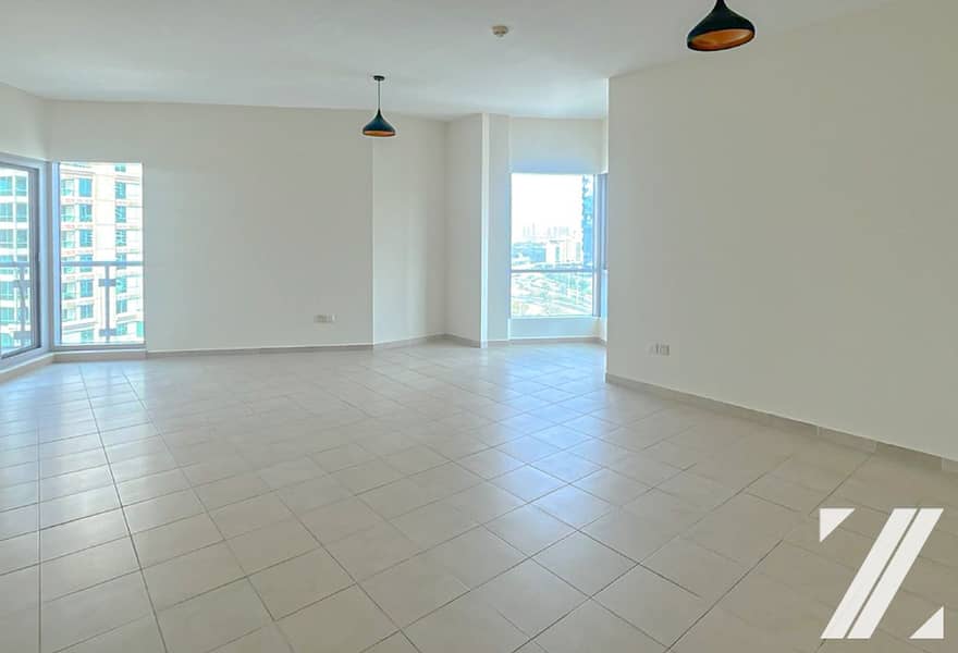 Spacious 2BHK with Marina View | Chiller Free