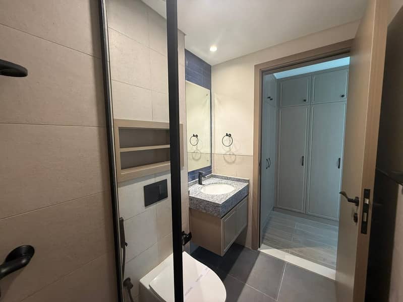 SINGLE ROW | BIG LAY-OUT | Modern Mediterranean Villa - Image 6