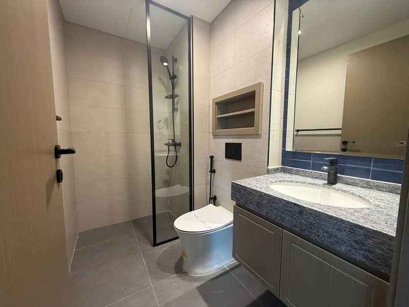 SINGLE ROW | BIG LAY-OUT | Modern Mediterranean Villa - Image 9