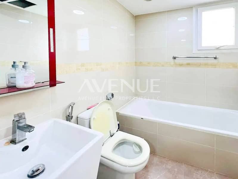 Great Location | Well Maintained | Private 3E - Image 12