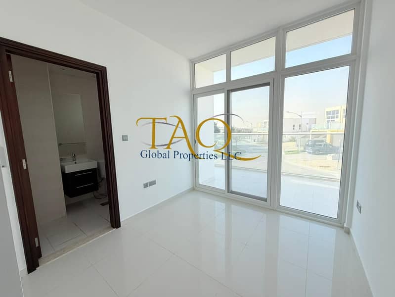 3BR CORNER | SINGLE ROW | UN-FURNISHED | - Image 12