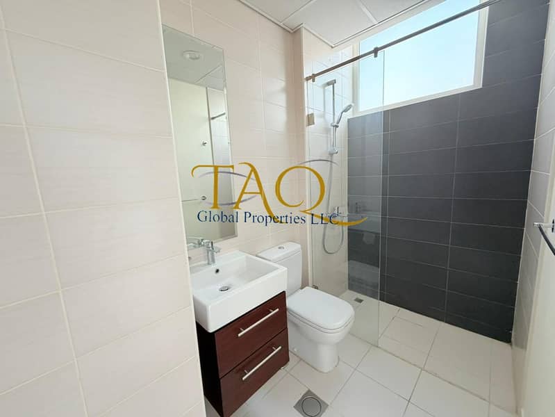 3BR CORNER | SINGLE ROW | UN-FURNISHED | - Image 13