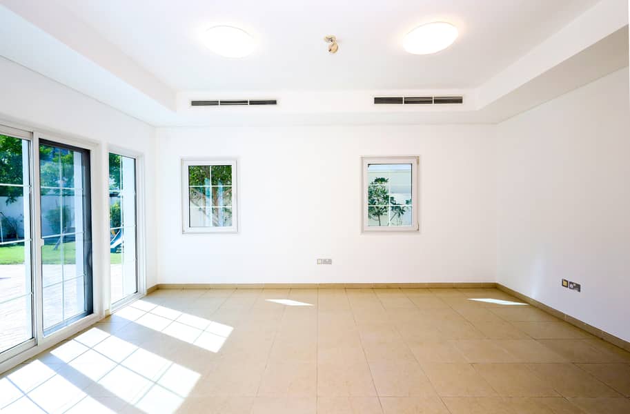 Customized Majlis 2BR G+1 Villa with Massive Private Garden - Image 12