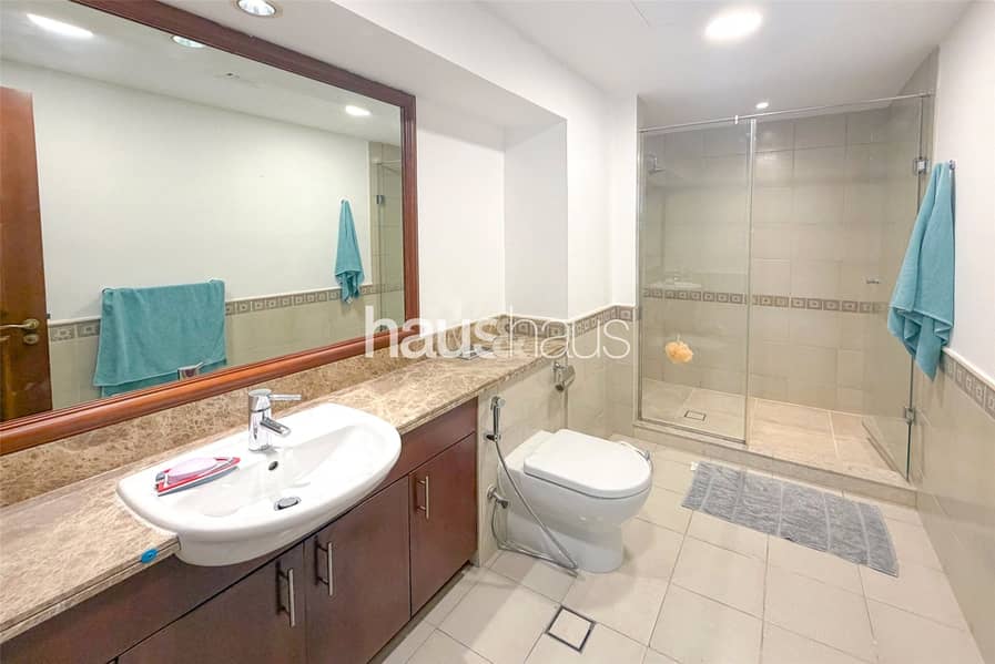 Garage | Unfurnished | Next To Nakheel Mall - Image 22