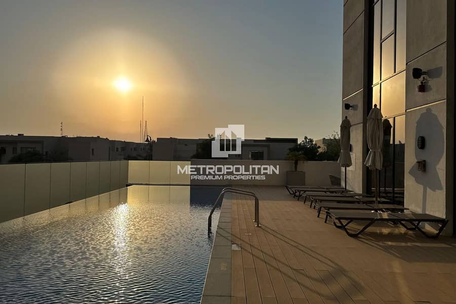 Vacant | Unfurnished | Marina and JLT Skyline View - Image 16