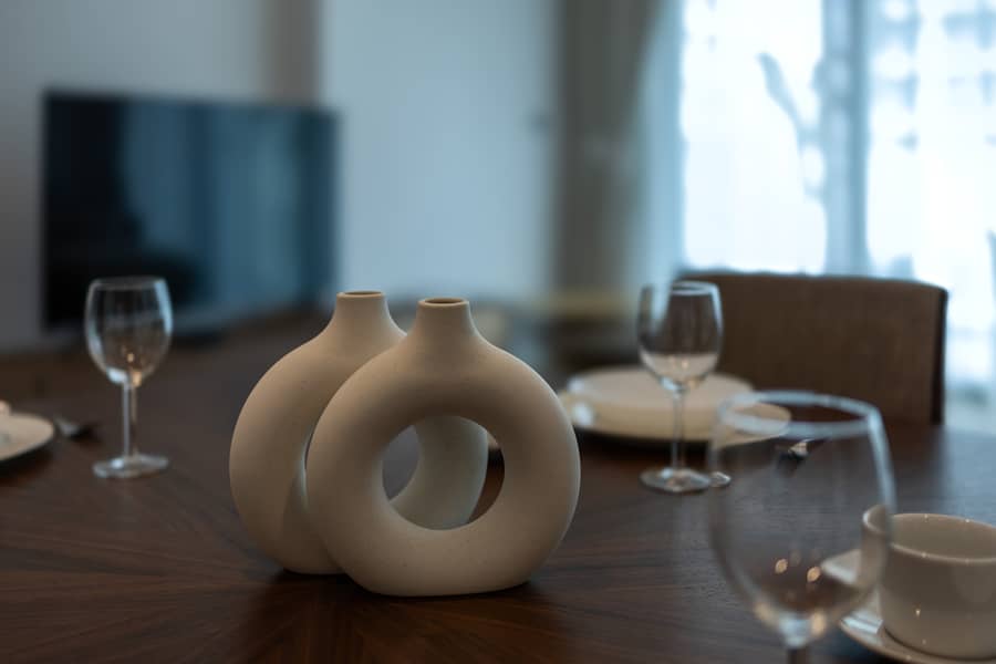 Perfectly located 1 BD apartment in Emaar Beachfront - Image 16