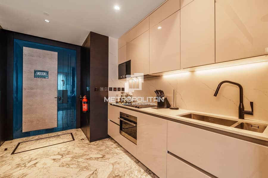 Sky-Level View | Furnished Luxury | Prime Access - Image 8