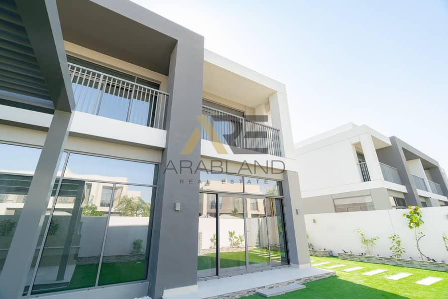 Spacious Unit | Landscaped | Ready to Move-in - Image 9