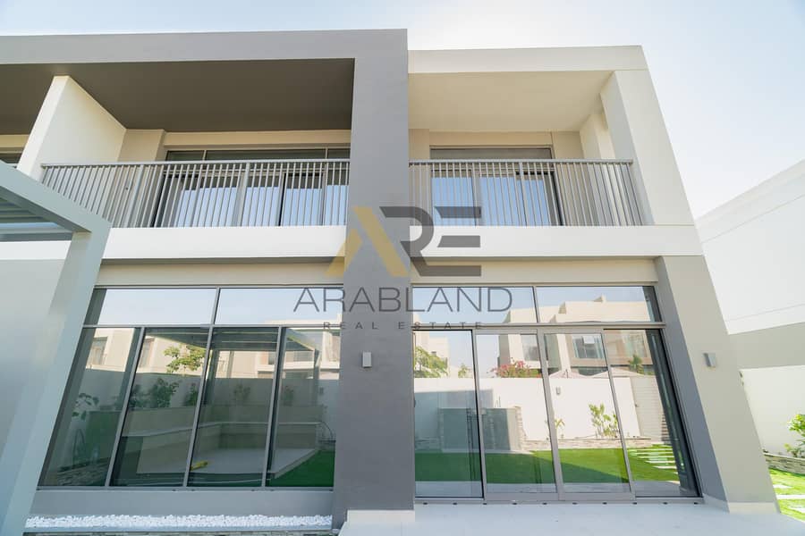 Spacious Unit | Landscaped | Ready to Move-in - Image 10