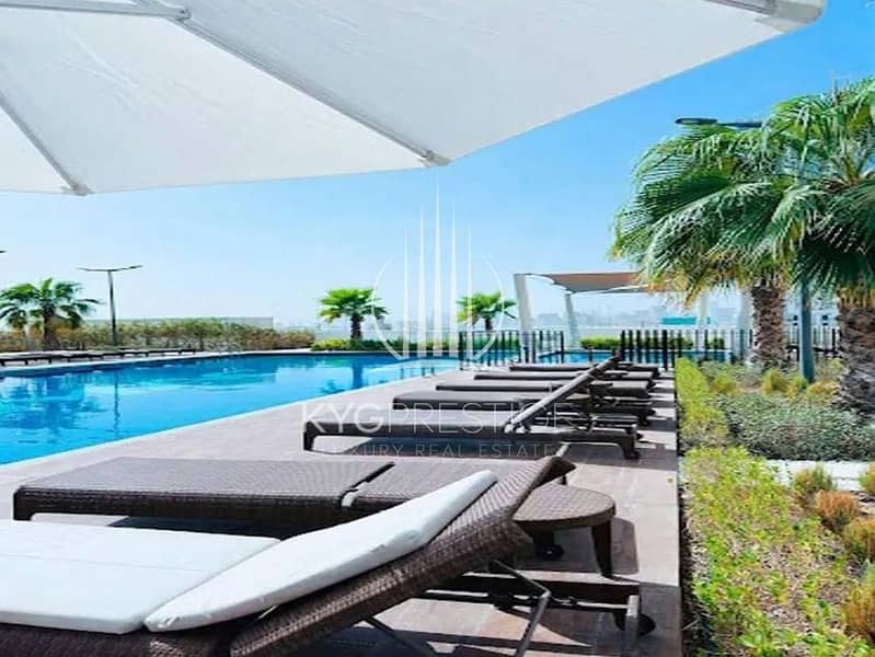 Stunning Fully Furnished Luxury Studio in Damac Hills - Image 8