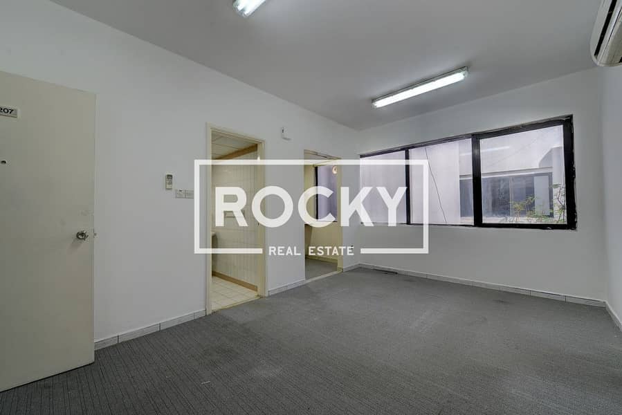 Studio with Parking | Prime Location