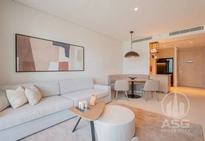 Comfort living/ Fully Furnished/Mall Access