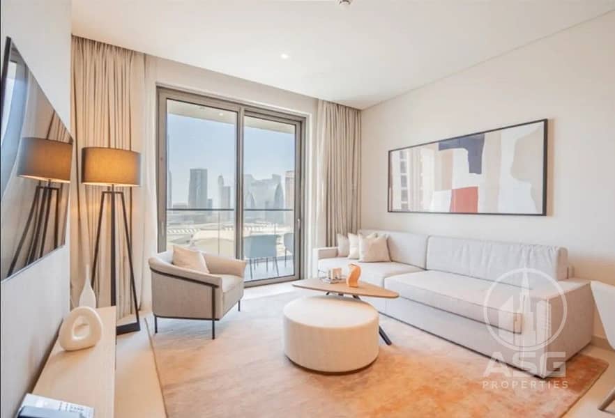 Comfort living/ Fully Furnished/Mall Access