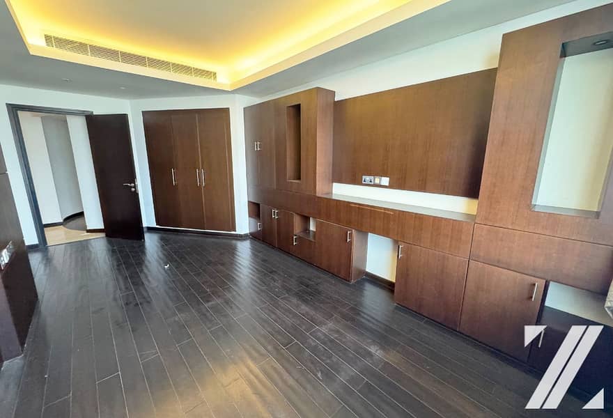 Spacious layout | 4 Beds | Penthouse | Vacant - Image 7