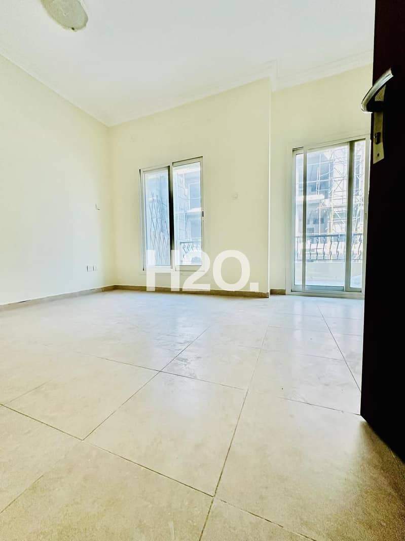 3 Bedroom Townhouse | Spacious Layout | Vacant