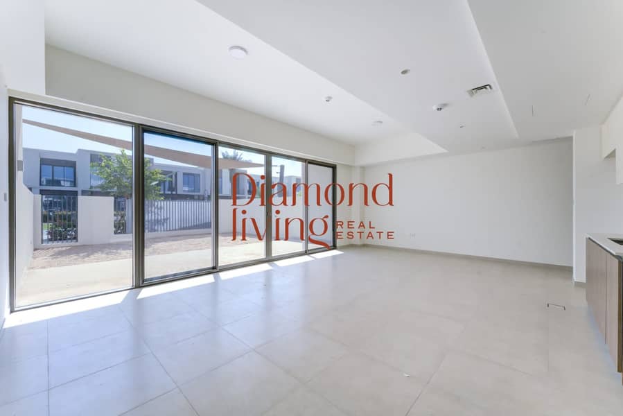 Exclusive | Single Row | Internal Location