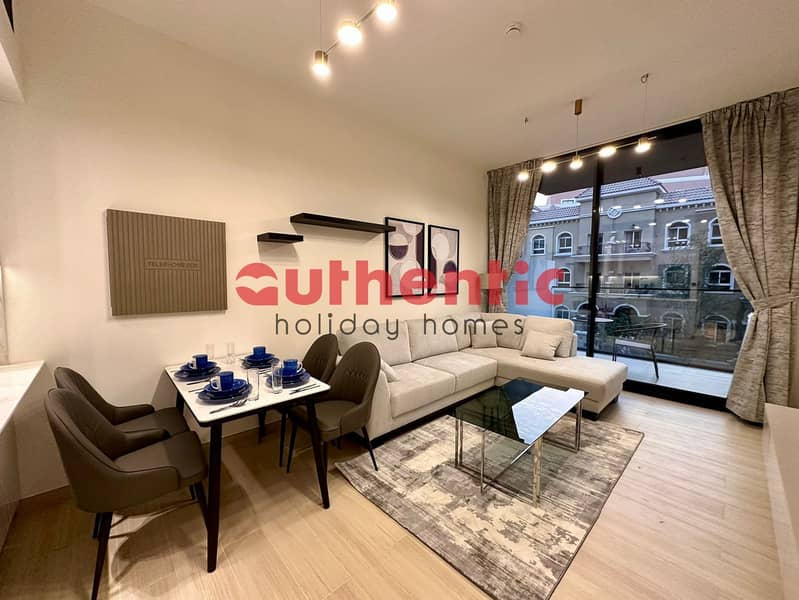 Rare Find | Pool Access | Cozy Balcony Nook