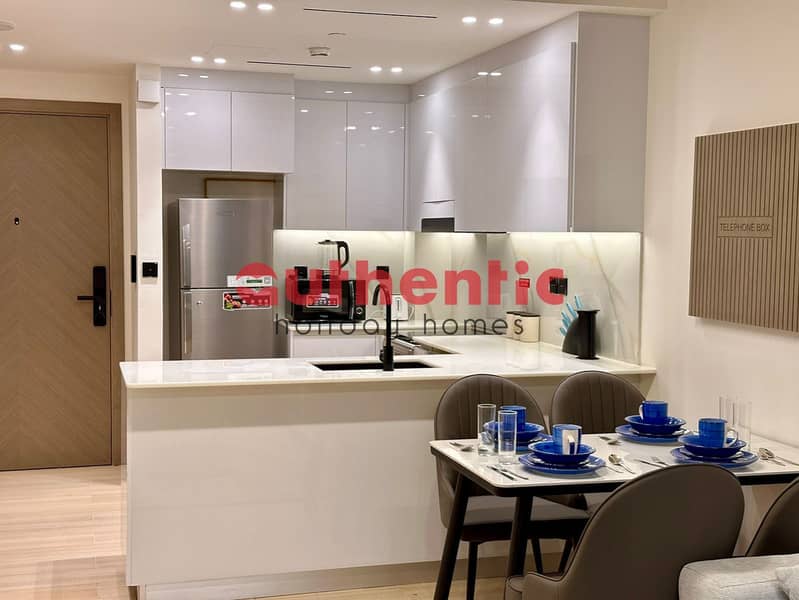 Rare Find | Pool Access | Cozy Balcony Nook - Image 25