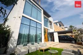 Dubai Luxury Villa | Beachfront | Burj Views