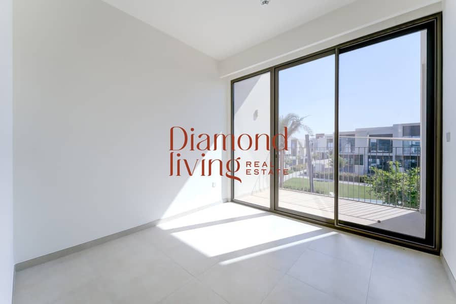 Exclusive | Single Row | Internal Location - Image 12