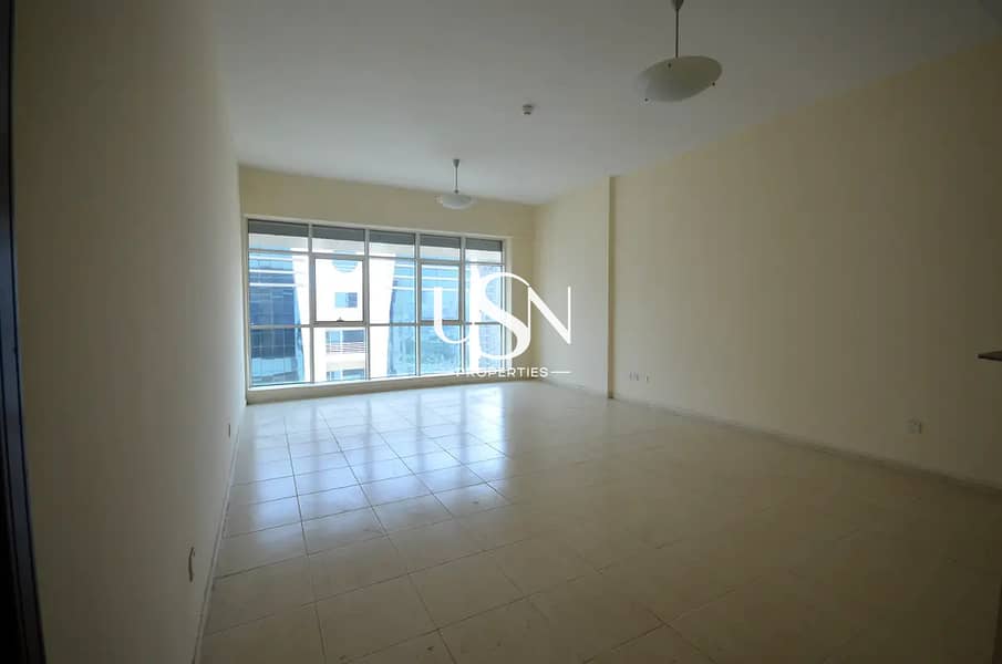 12 CHEQUES | CHILLER FREE | VACANT