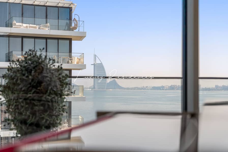 *One-Of-A-Kind with Burj, Sea and Skyline Views*