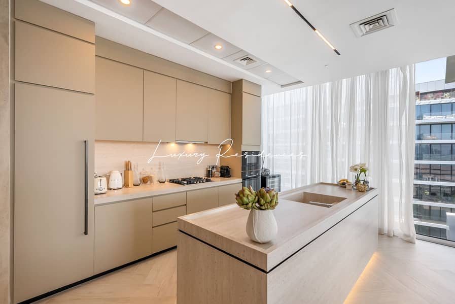 *One-Of-A-Kind with Burj, Sea and Skyline Views* - Image 7