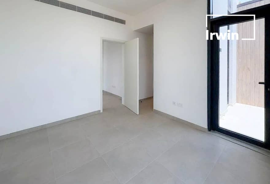 Exclusive Villa | Genuine Listing | Single Row