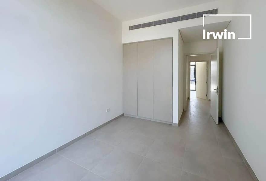 Exclusive Villa | Genuine Listing | Single Row - Image 9