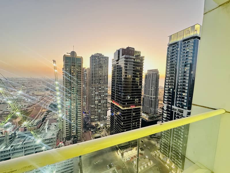 3 BEDROOM+MAID ROOM / BALCONY / VACANT NOW