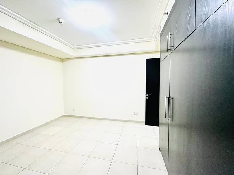 3 BEDROOM+MAID ROOM / BALCONY / VACANT NOW - Image 20