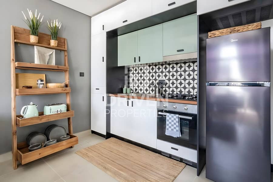 Elegant Furnished | High Floor | Pool view - Image 7