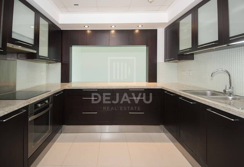 2BR W/ Full Lake View | Ready To Move In !!!