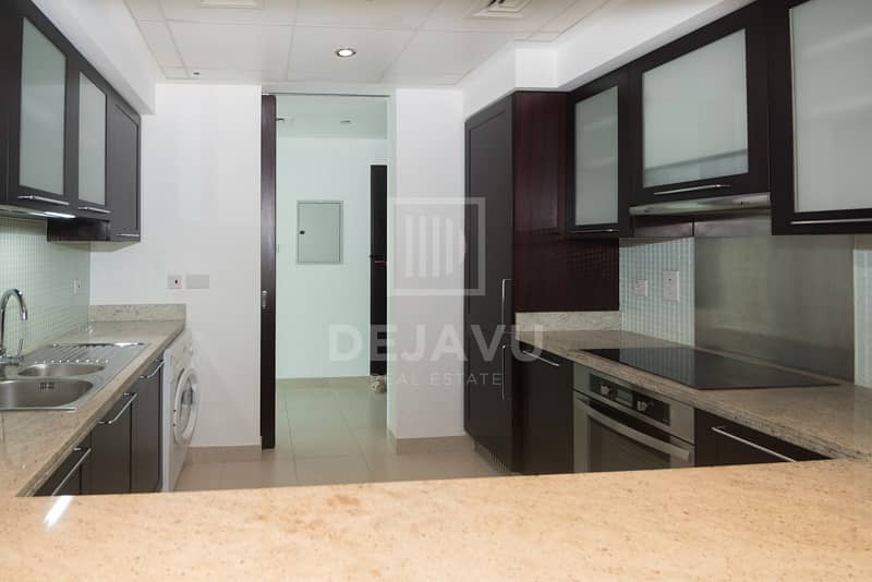 2BR W/ Full Lake View | Ready To Move In !!!