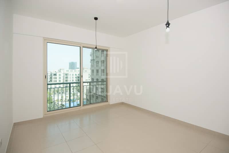 2BR W/ Full Lake View | Ready To Move In !!! - Image 9