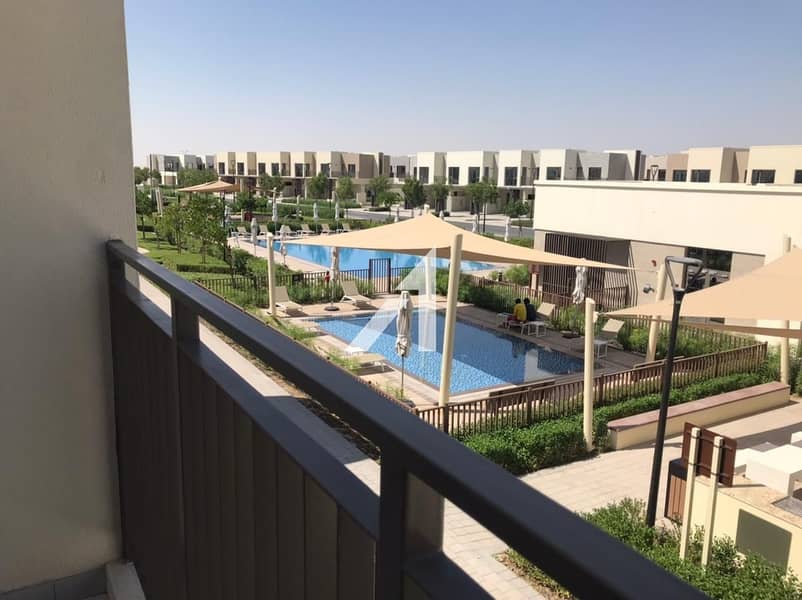 Vacant | Pool View| Single Row| Close to Amenities