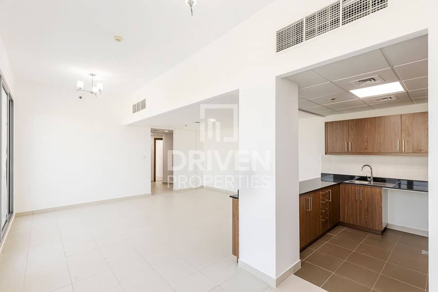Brand New and Spacious Unit | Ready to Move in