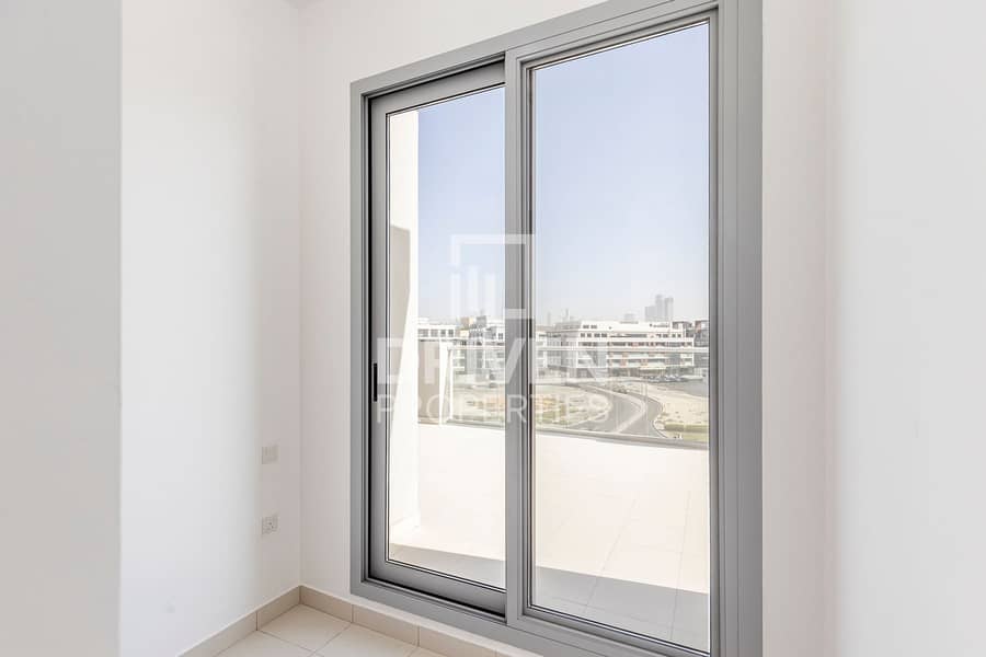 Brand New and Spacious Unit | Ready to Move in - Image 6