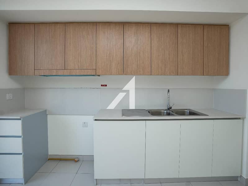 Vacant | Pool View| Single Row| Close to Amenities - Image 7