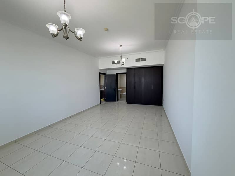 1053Sqft | Convertible to 2 BR | Chiller Free - Image 11