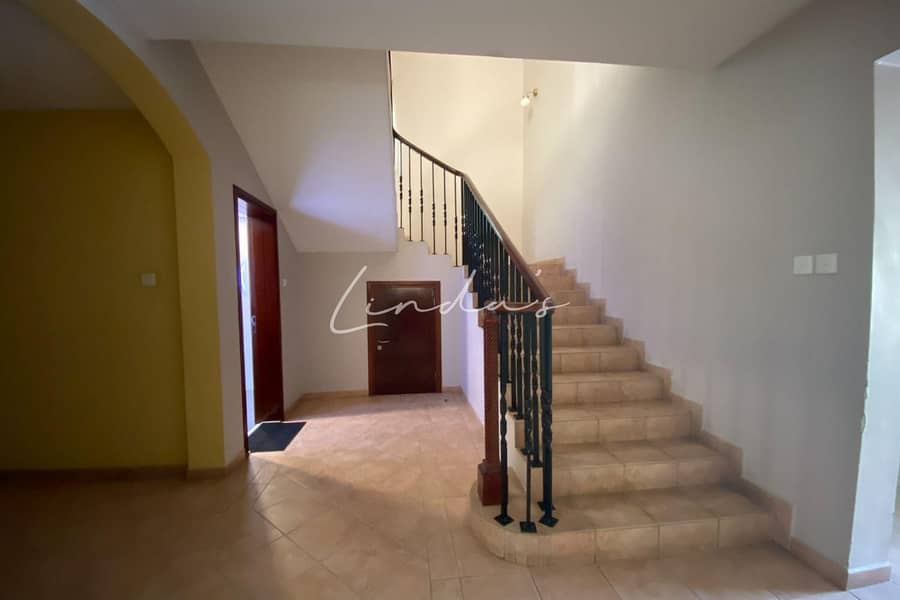 Corner Unit | Close to Park | Perfect for familes