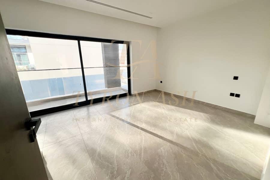 CORNER UNIT | SPACIOUS | PRIME LOCATION - Image 14