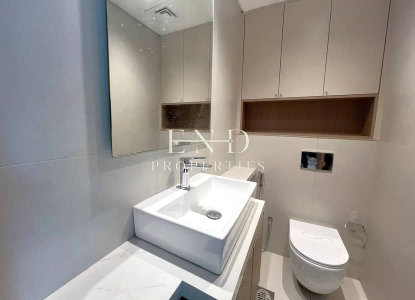 Brand New | Maids | Multiple Options | Road View - Image 9