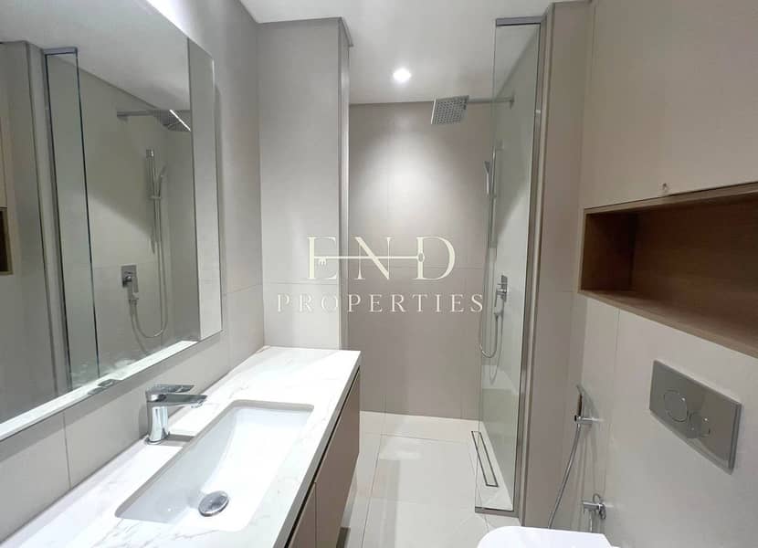 Brand New | Maids | Multiple Options | Road View - Image 10