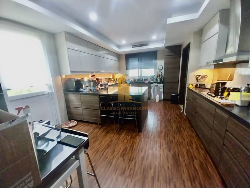 Elegant 6 BHK Villa Unmatched Luxury & Space