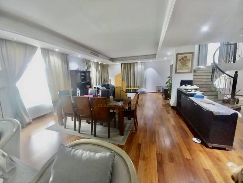 Elegant 6 BHK Villa Unmatched Luxury & Space