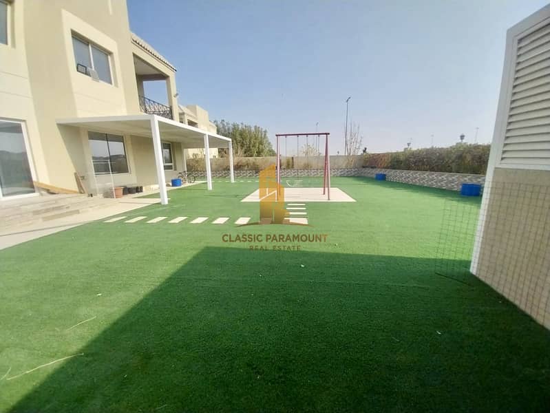 Elegant 6 BHK Villa Unmatched Luxury & Space - Image 14